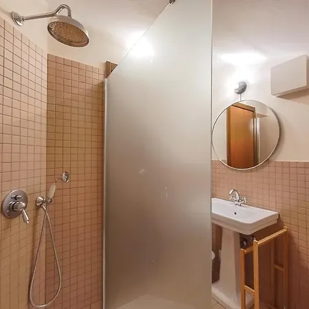 Caburlotto Apartament *